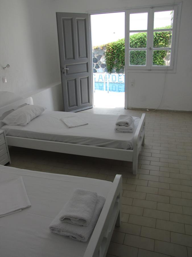 Villa Garden Fira  Extérieur photo